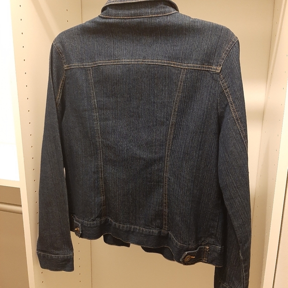 Jean jacket - Picture 4 of 6